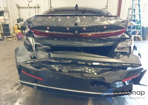 2025 Hyundai Elantra Hybrid Limited из США, поврежденный, VIN KMHLN4DJ3SU130502